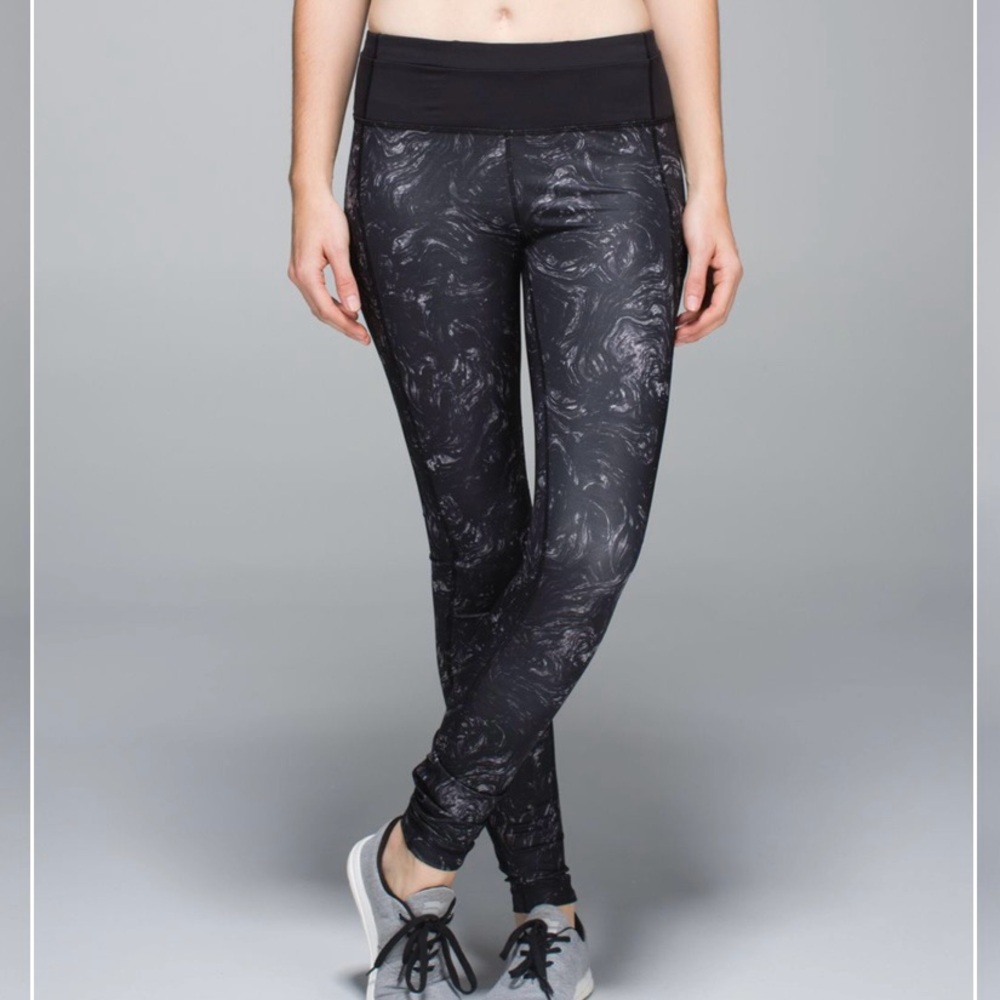 Lululemon Speed Tight II Full-On Luxtreme Arsenal Ambient Grey Black Womens Sz 4
